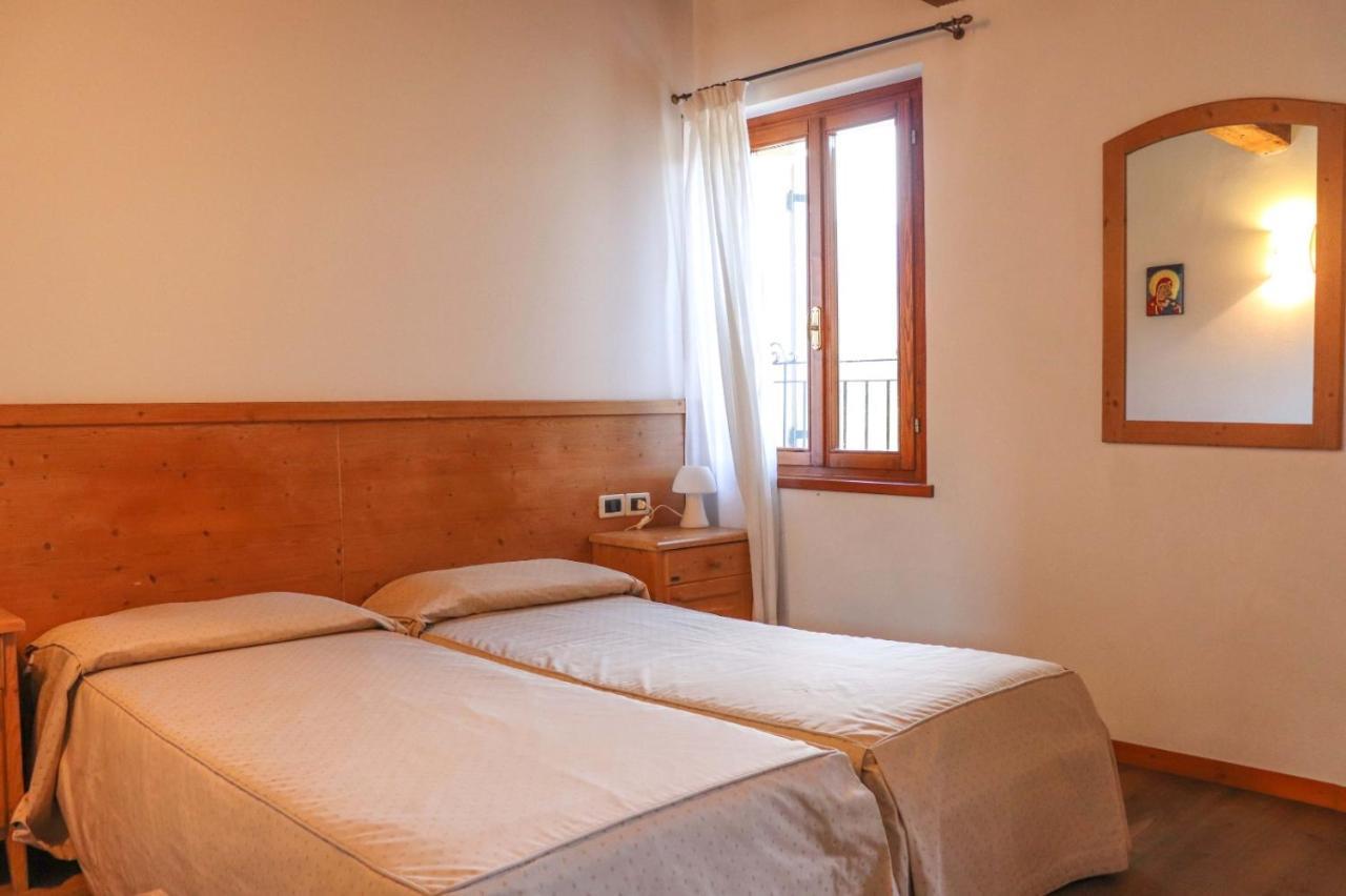 Agriturismo La Bella Фоллина Экстерьер фото